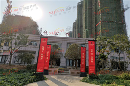 御林苑B区4室2厅2卫55万120m2精装出售